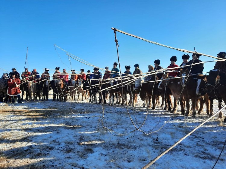 Сумын аварга шалгаруулах  “Адуучин” тэмцээнийг  зохион байгууллаа .